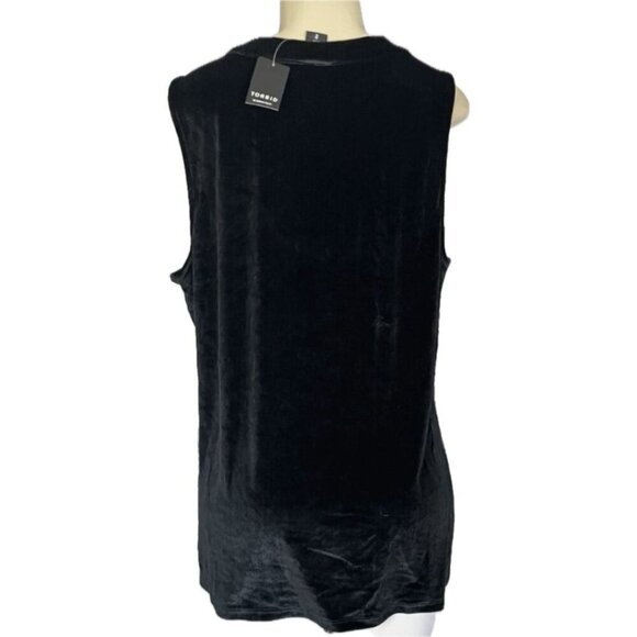 Torrid +2 Black Velour Choker Neckline Curved Hemline Sleeveless Pullover Top - Picture 4 of 6